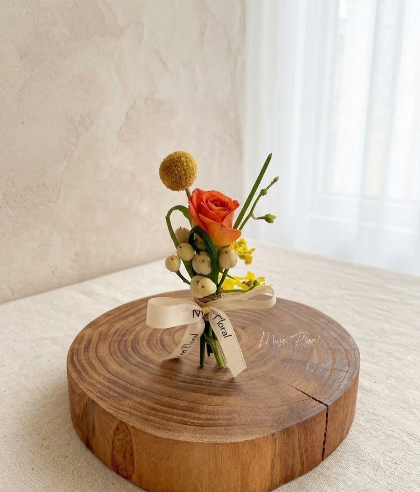 Quiet Bloom Corsage (Fresh Flower) - Corsage