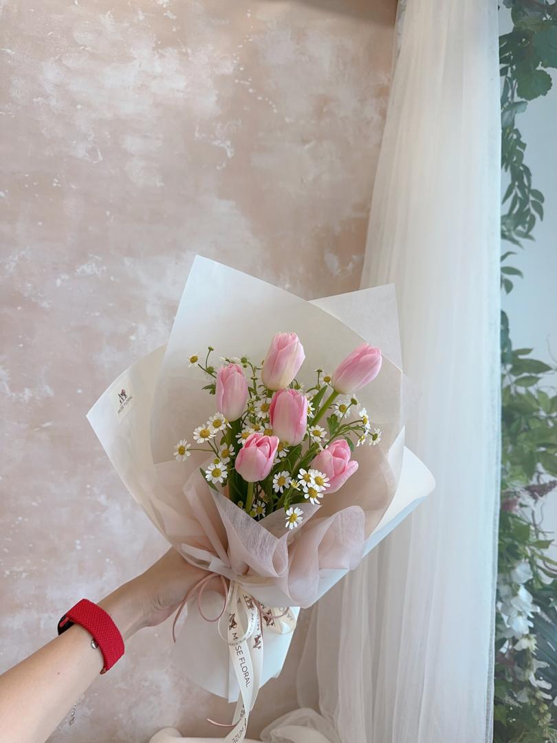 Candy Delight Tulip Bouquet - Tulip