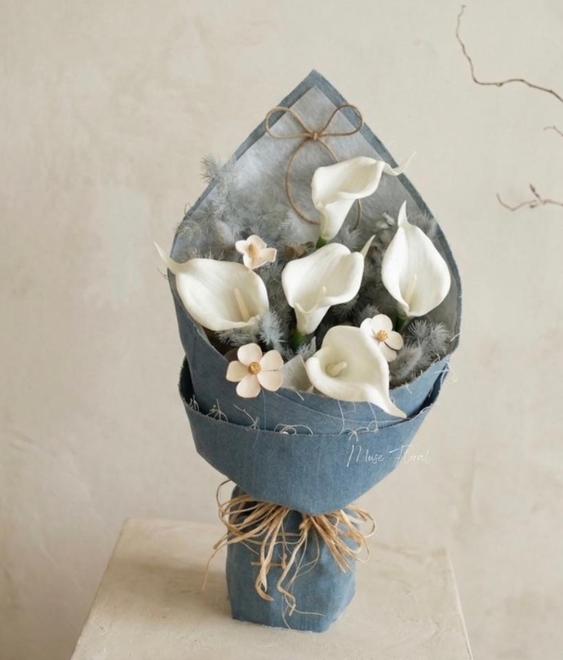 Poetic Meadow Soap Flower Bouquet - Hand Bouquet (Soap Flowers)