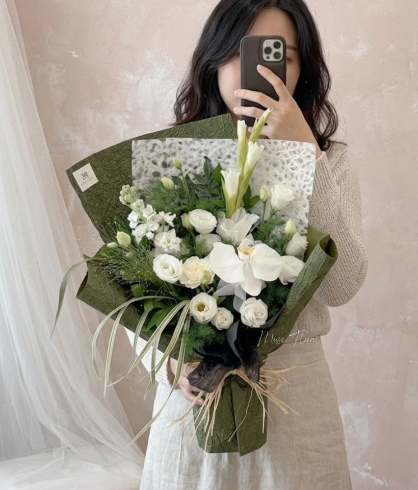Mystic Blossom Mix Flower Bouquet - Eustoma