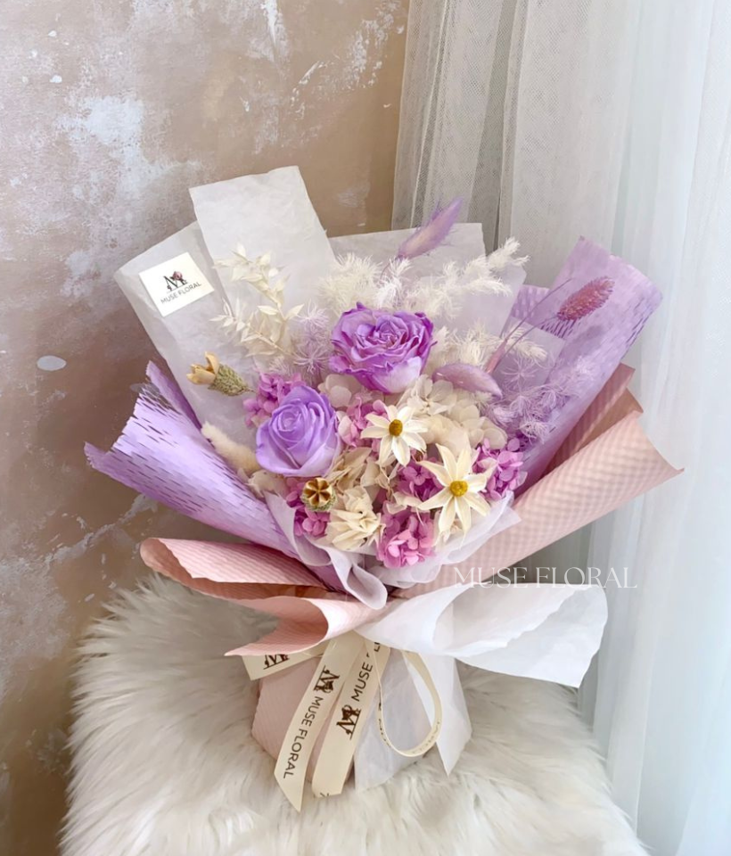 Verdant Spell Preserved Flower Bouquet - Preserved Flowers