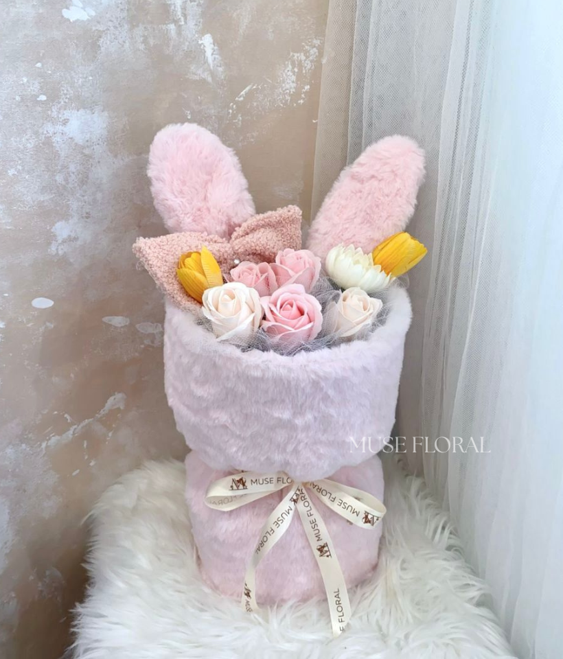 Petal Nest Soap Flower Bouquet - Hand Bouquet (Soap Flowers)