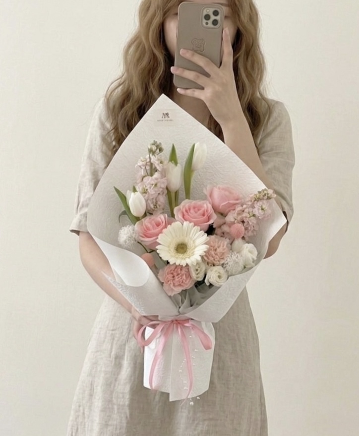Simple Poetry Mix Flower Bouquet - Gerbera Daisy