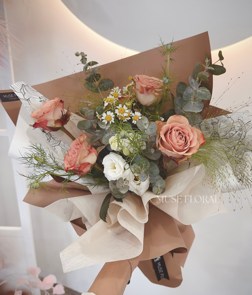 Peachy Dreams Rose Bouquet - Rose