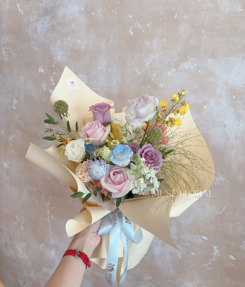 Tsukimi Bloom Rose Bouquet - Rose