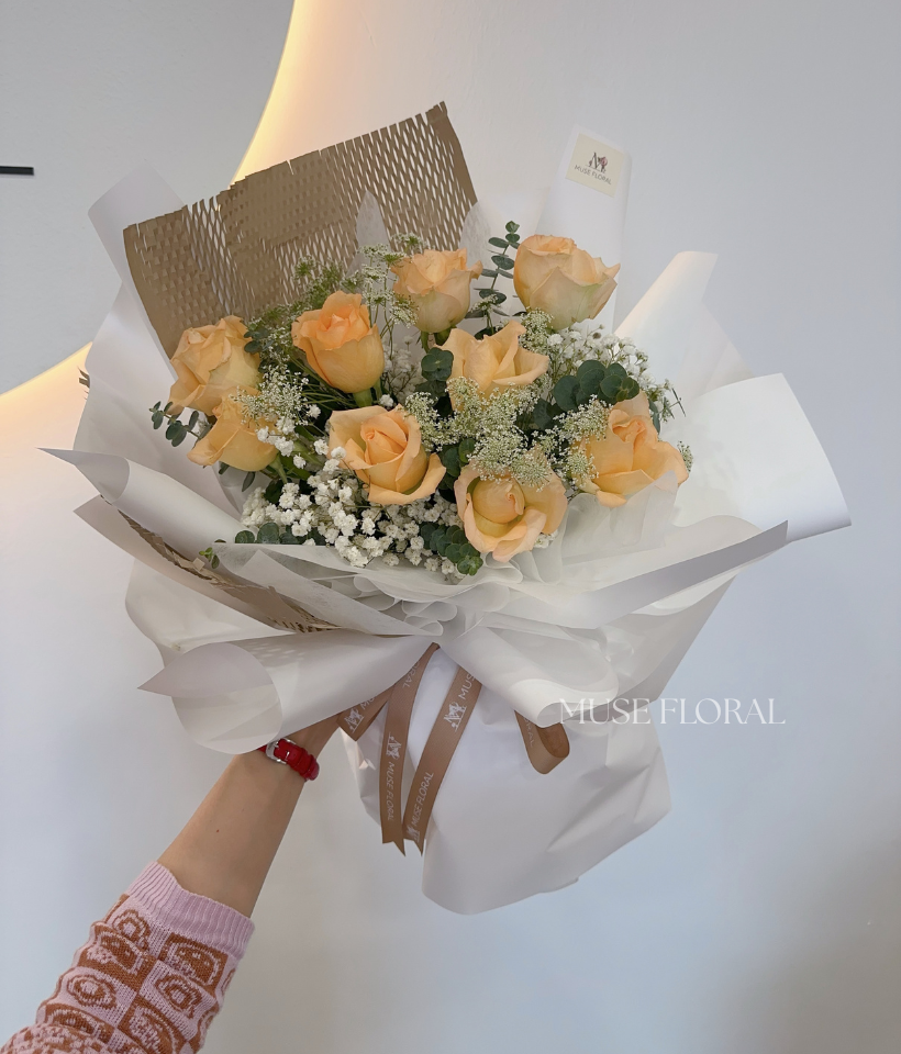 Cherry Pulse Rose Bouquet - Hand Bouquet (Fresh Flowers)