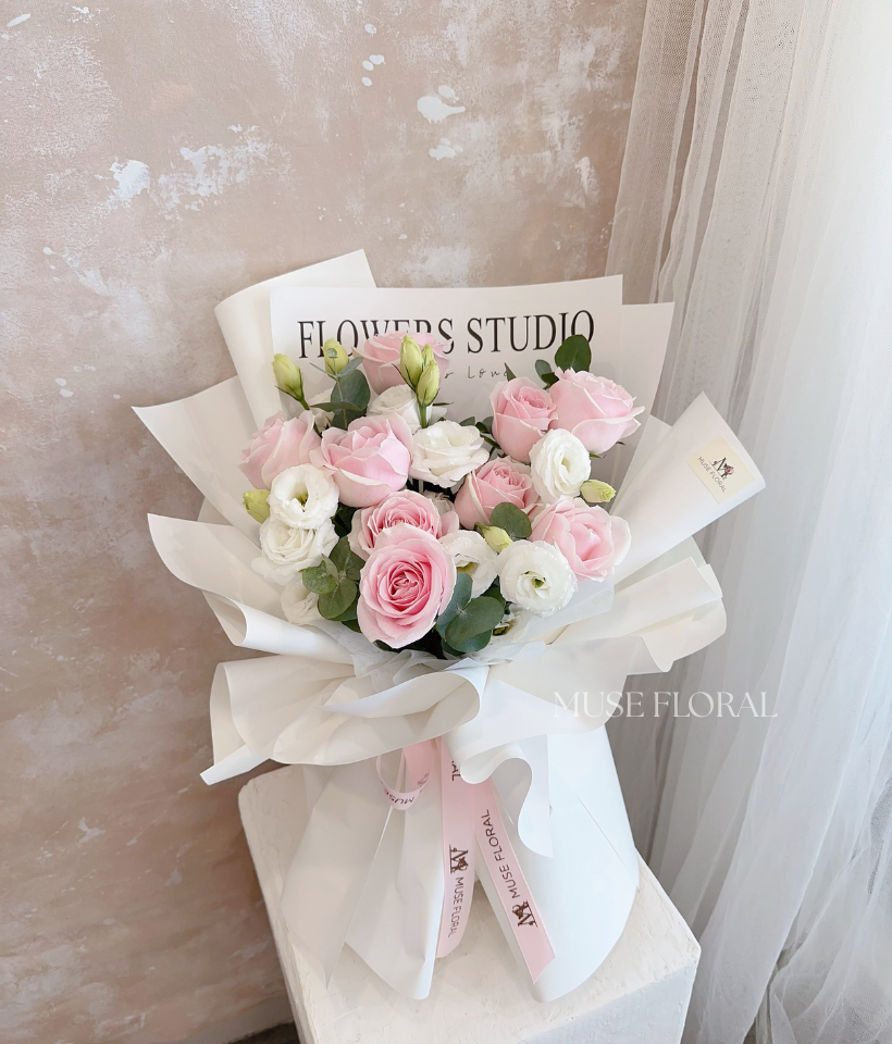 Less than Rose Bouquet - Rose