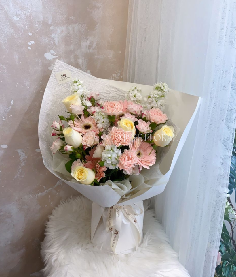 Halcyon Bloom Mix Flower Bouquet - Carnation