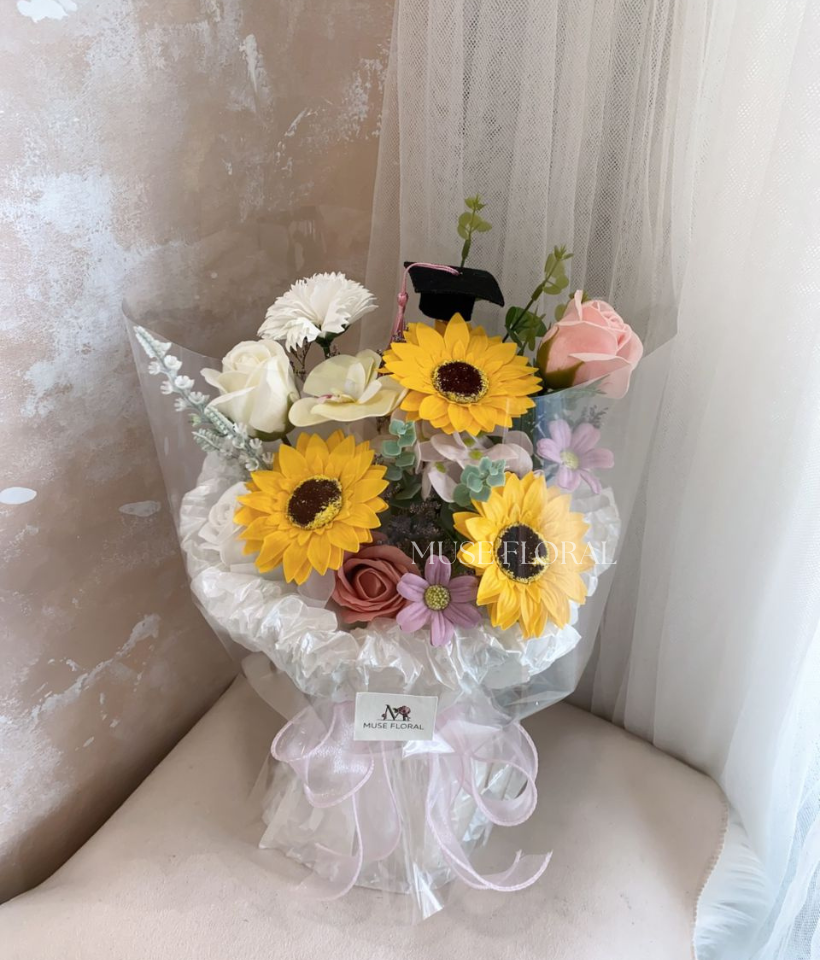 Butter & Bloom Graduation Soap Flowers Bouquet - Graduation Bouquet