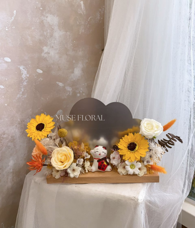 Gilded Whiskers Soap Flower Design - Artificial Soap Flowers