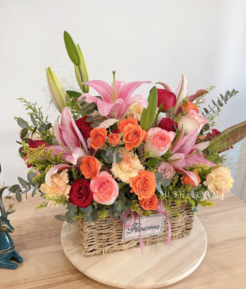 A Paper Poppy Flower Basket (Fresh Flower) - Flower Box / Basket Table Top
