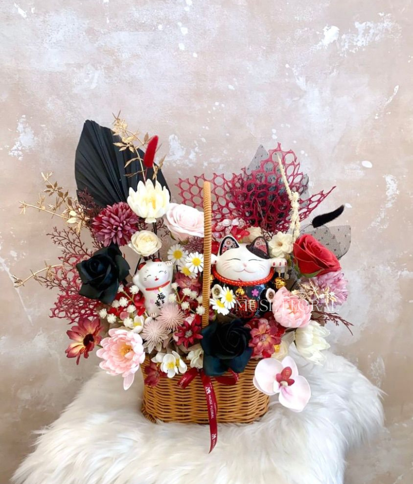 Noir Neko Shine Artificial Soap Flowers Basket - Artificial Soap Flowers