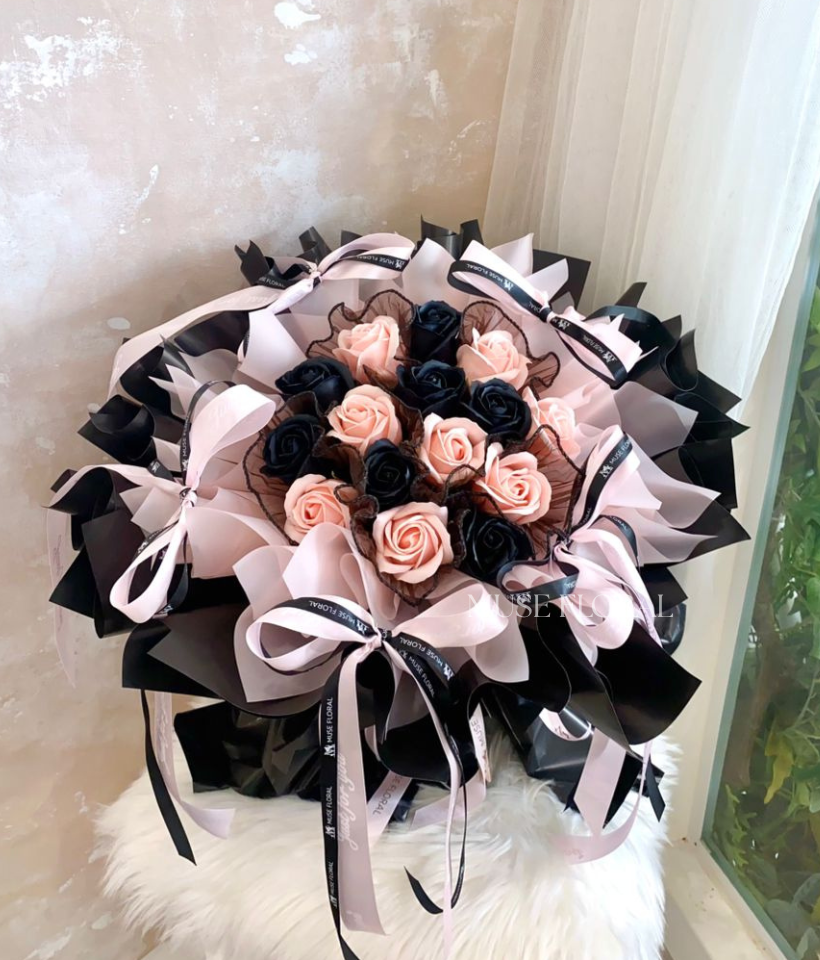 Fleur Amour Soap Flower Bouquet - Hand Bouquet (Soap Flowers)