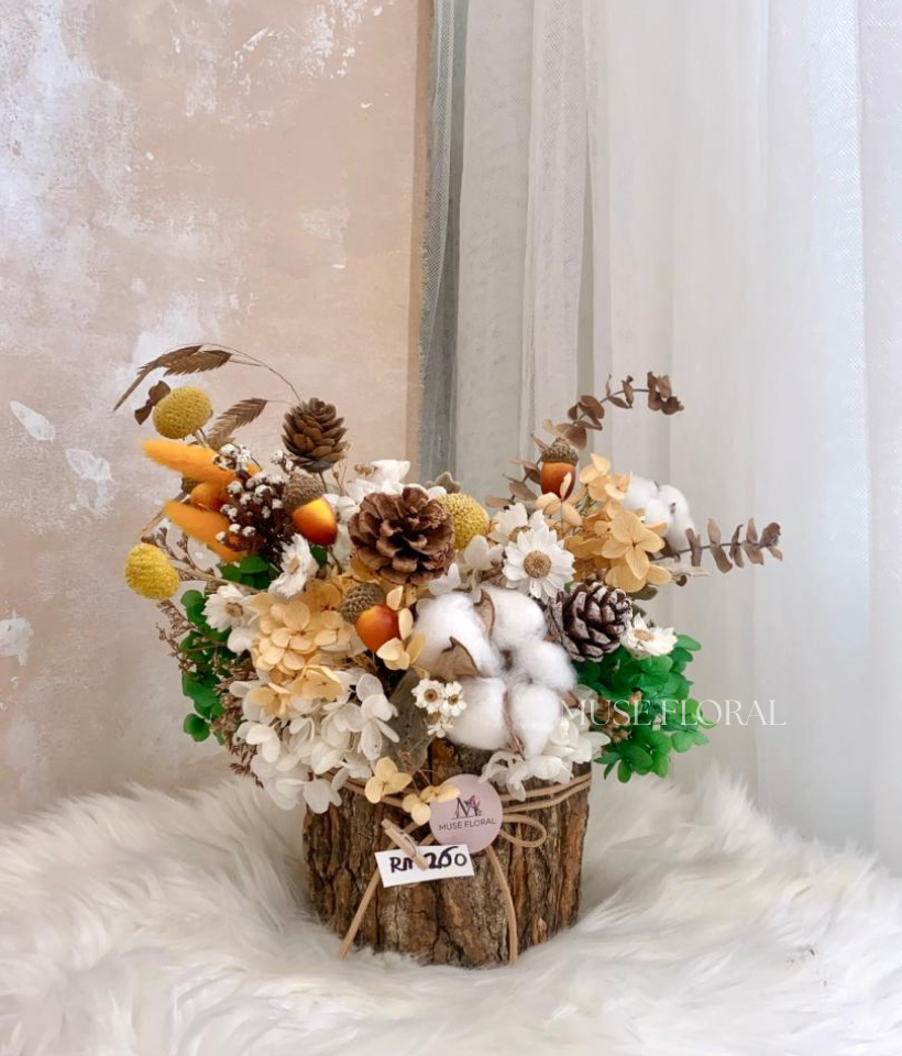 Petals of Elegance Preserved Dried Flowers Pot - Artificial Soap Flowers