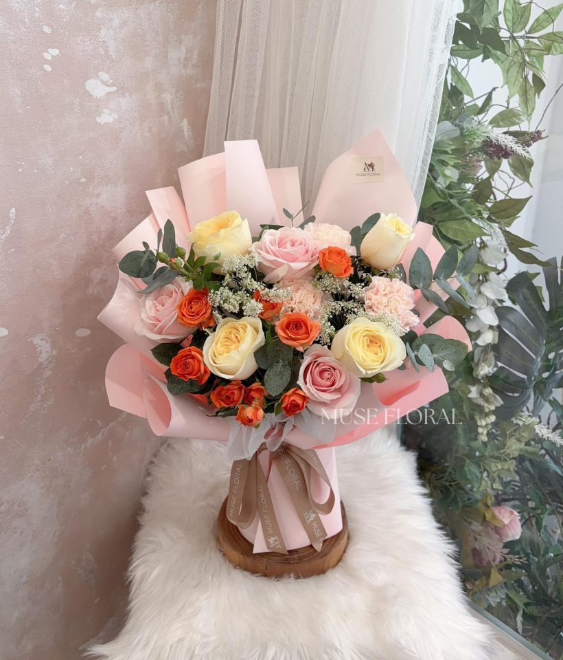 Vionne Rose Bouquet - Rose