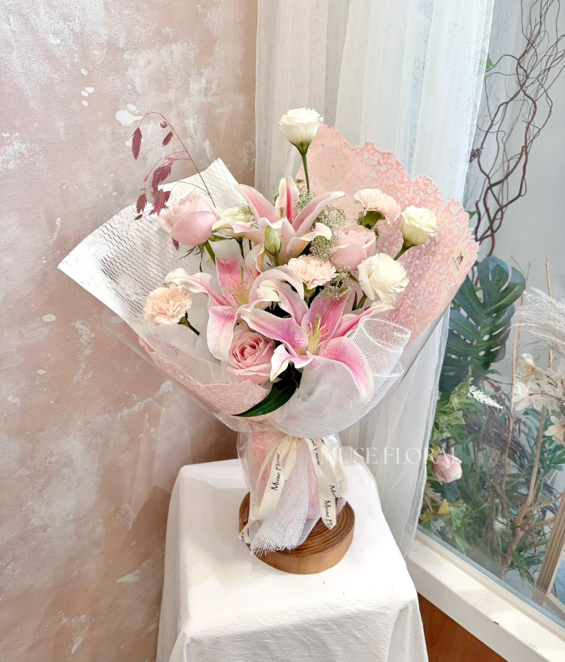 Petal Geometry Lily - Lily