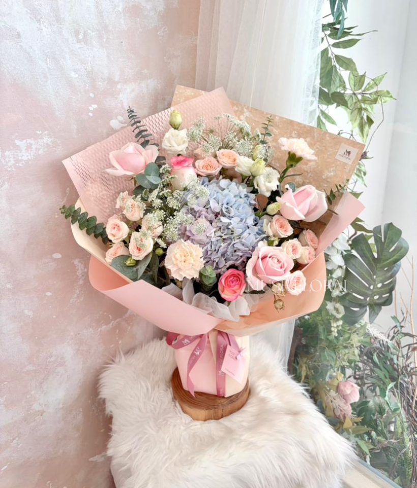 VD Gentle Promise Hydrangea Bouquet - Valentine's Day