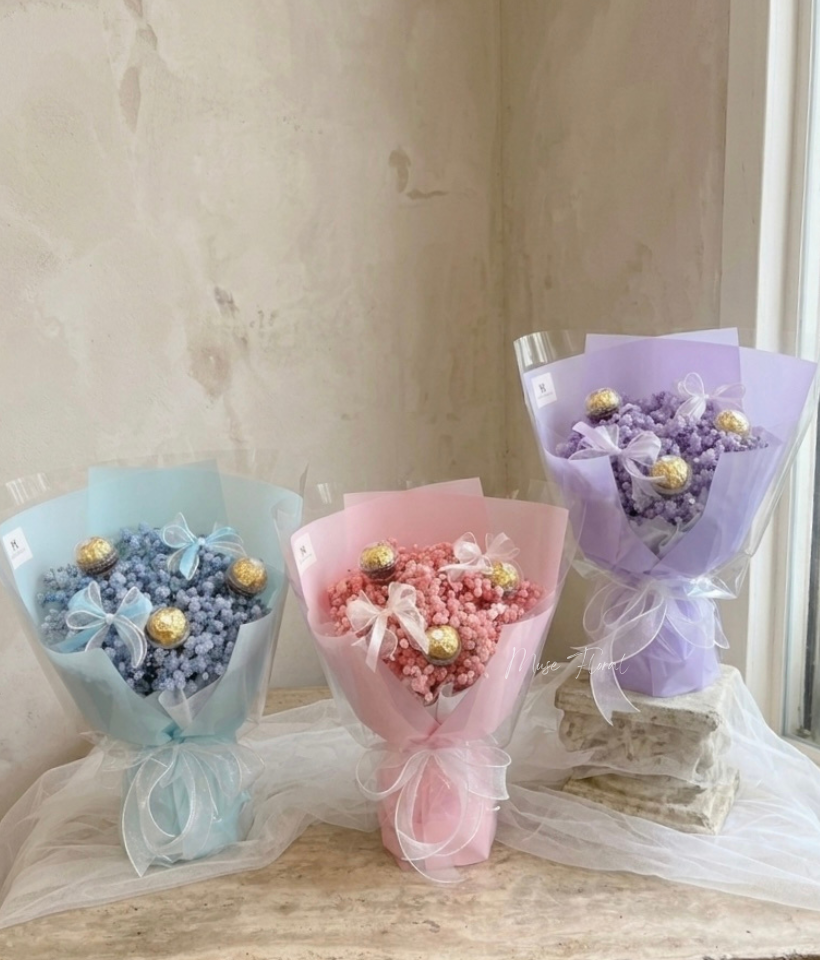 Royal Petals Baby's Breath - Hand Bouquet (Fresh Flowers)