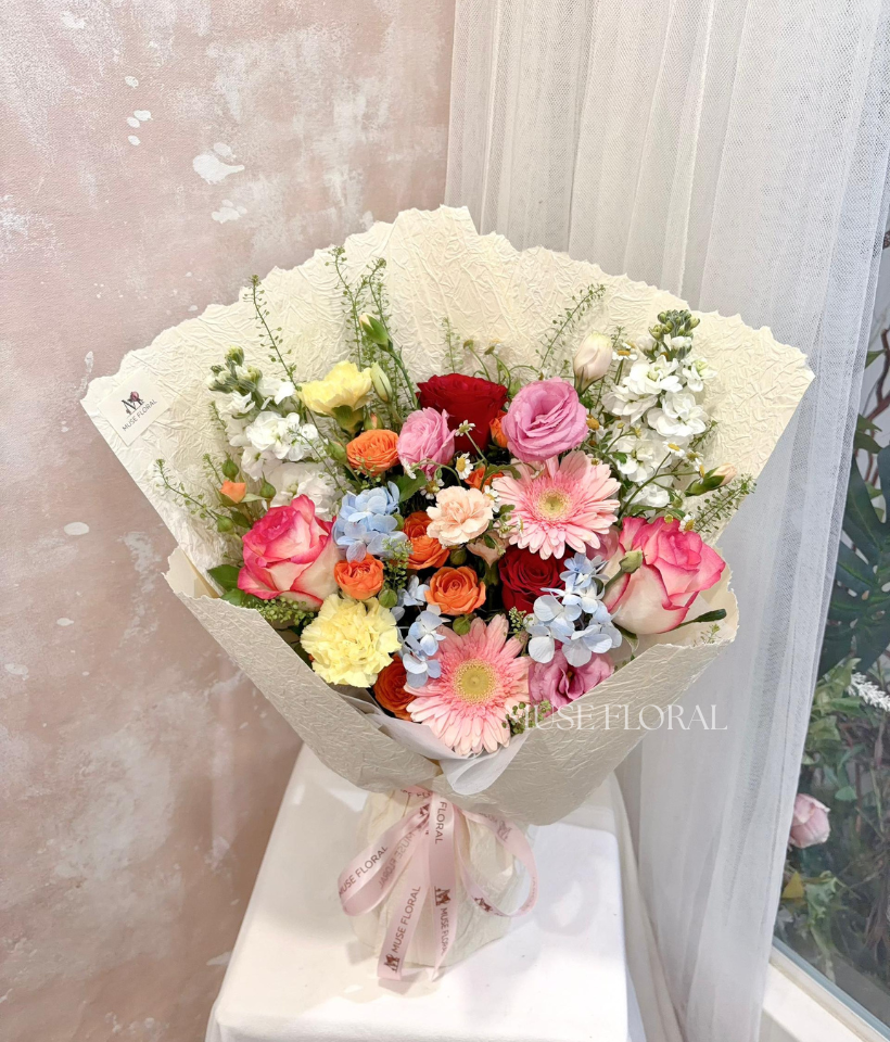 Rosavelle Mix Flower Bouquet - Rose