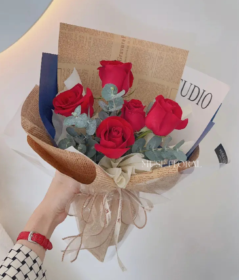 VD Gentle Prestige Rose Bouquet - Valentine's Day