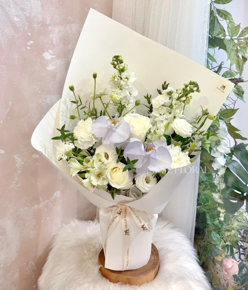 Mikan Love Mix Flower Bouquet - Rose