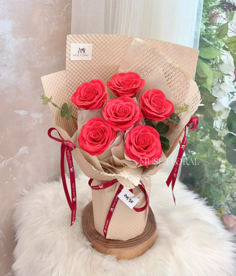 Gentle Offset Soap Flower Bouquet - Hand Bouquet (Soap Flowers)