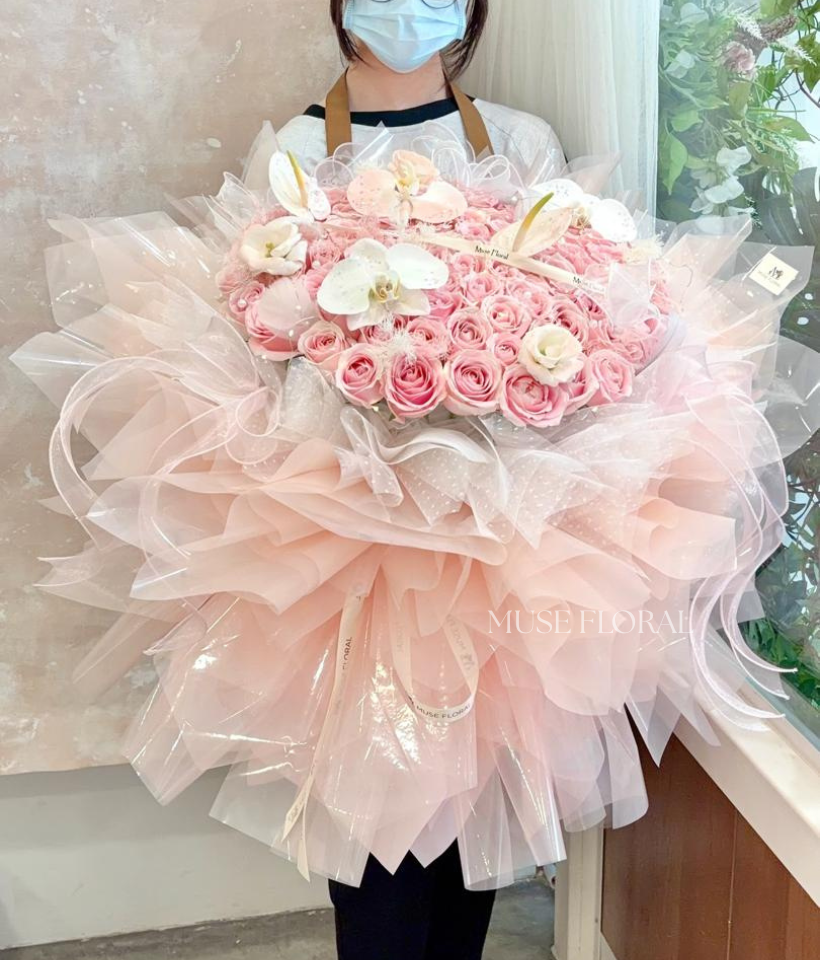 VD Forever, Softly Rose Bouquet - Valentine's Day