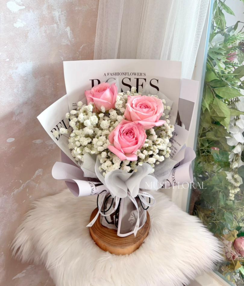 VD In Gentle Hands Rose Bouquet - Valentine's Day