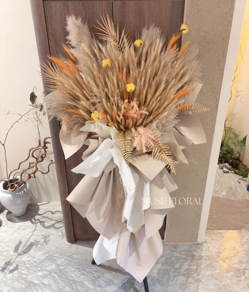 Rising Star Business Opening Stand (Dried Golden Wheat)