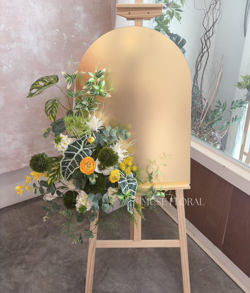 Reverie Dust Opening Mirror Acrylic Plaque (Artificial Flower) - Opening Flower Stand (Artificial / Soap / Preserved Flower)