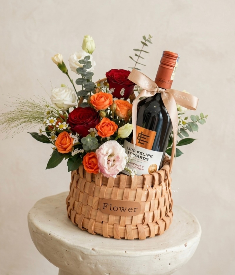 Sacred Peace Flower Basket (Fresh Flower) - Flower Box / Basket Table Top
