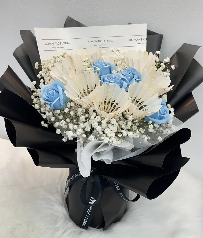 Shuttlecock's Romance Soap Roses Bouquet - Hand Bouquet (Soap Flowers)