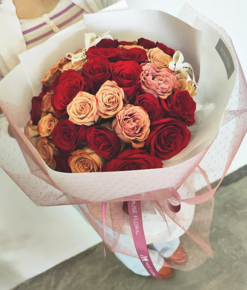 VD Soft Meadow Rose Bouquet - Valentine's Day