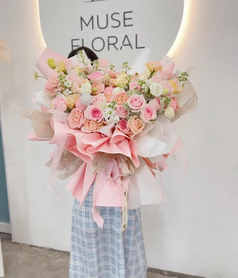 Cotton Candy Rose Bouquet - Hand Bouquet (Fresh Flowers)