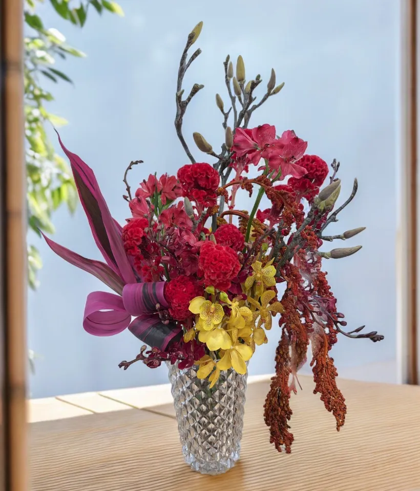 Seasons on the Shelf - Home & Office Flowers